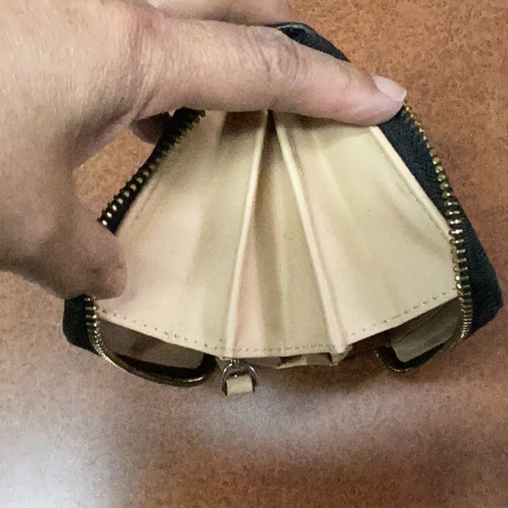 Kate Spade Black Zip-Around Wallet - Picture 6 of 13
